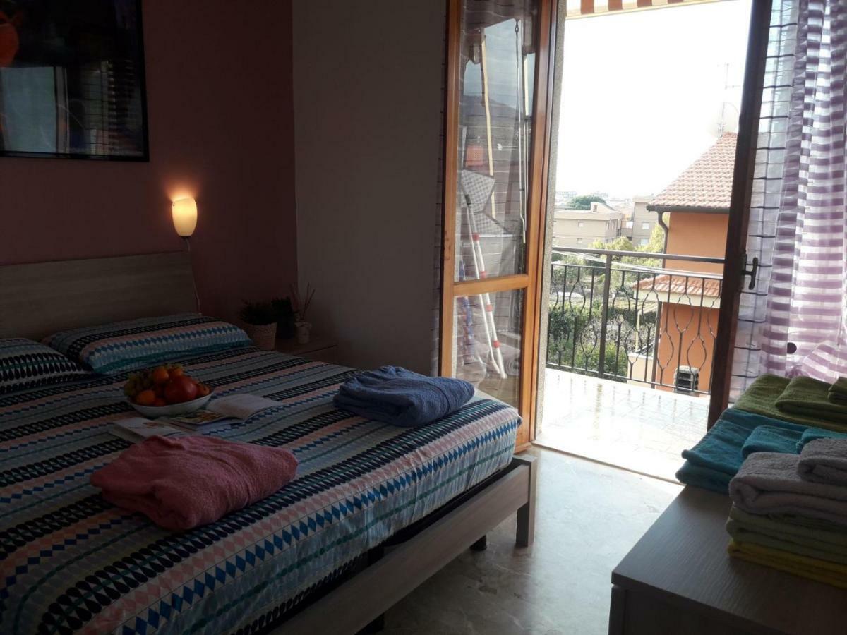 Apartment Aurora & Nicole Ideal Per Biker Con Terazza Vista Mare Parcheggio E Wi-Fi Gratuiti Pietra Ligure Exterior photo
